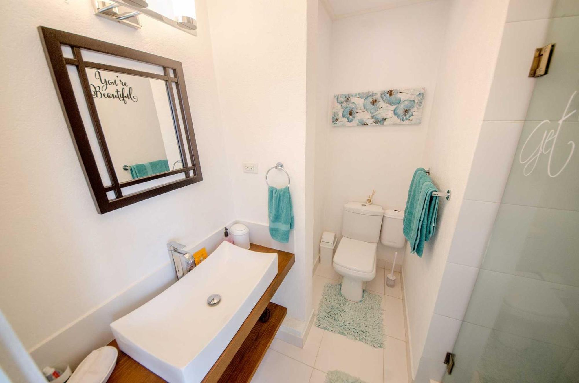 Hidden Gem Barbados Bed & Breakfast Christ Church Bilik gambar